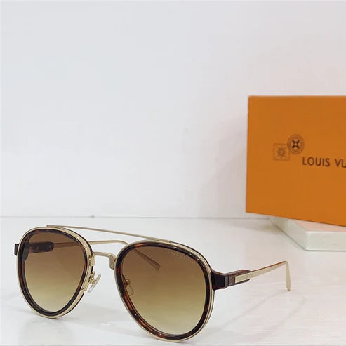 Louis Vuitton Z1494U LV PLAY Lens Checkmate Sunglasses✨