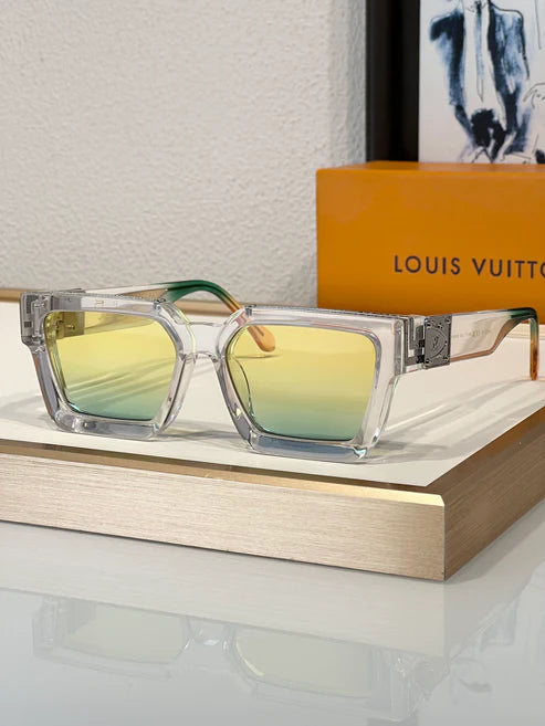 Louis Vuitton Z1910E LV Clash Low Square Sunglasses ✨