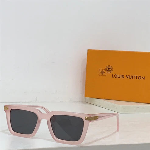 Louis Vuitton LV Signature Z1974U LV Signature Square Sunglasses✨