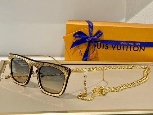 Louis Vuitton ultra rare LV1105 Chain Women's Sunglasse✨