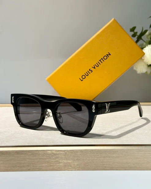 Louis Vuitton Z2184U New LV Confidence Square Round Sunglasses✨