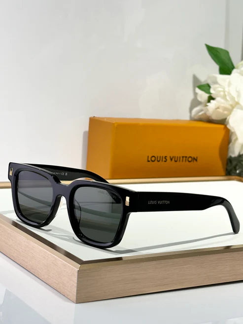 Louis Vuitton Z2631E LV Escape Square Sunglasses ✨